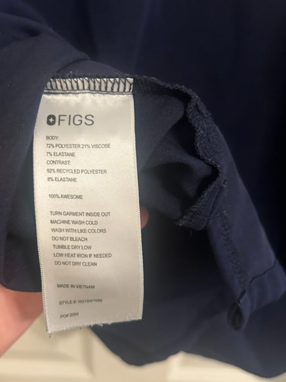 Figs Rafaela Oversized Longsleeve Scrub Top in Navy XL - Picture 7 of 7
